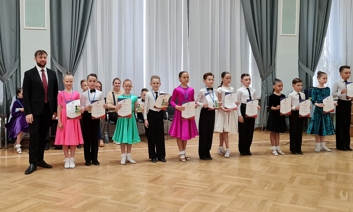 Танцоры завоевали награды турнира «Летние ритмы»